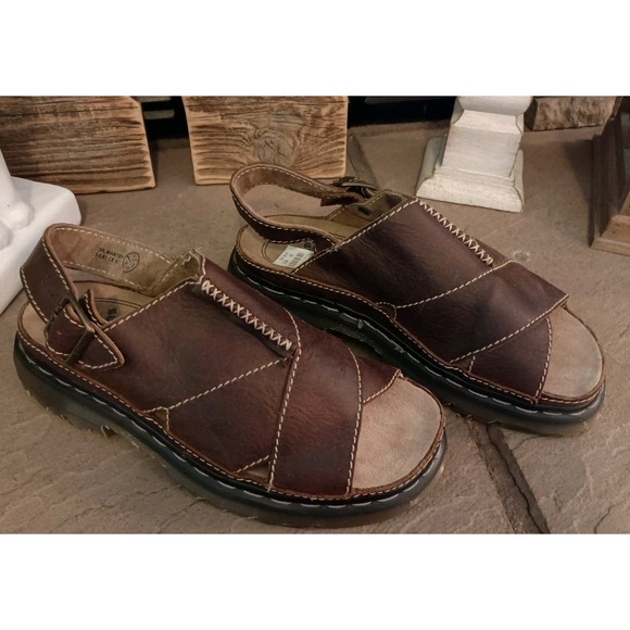 NWT Y2K Dr. Martens‎ "Docs" Mens Leather Fisherman Chunky Sandals US Sz. 11 - Picture 1 of 11